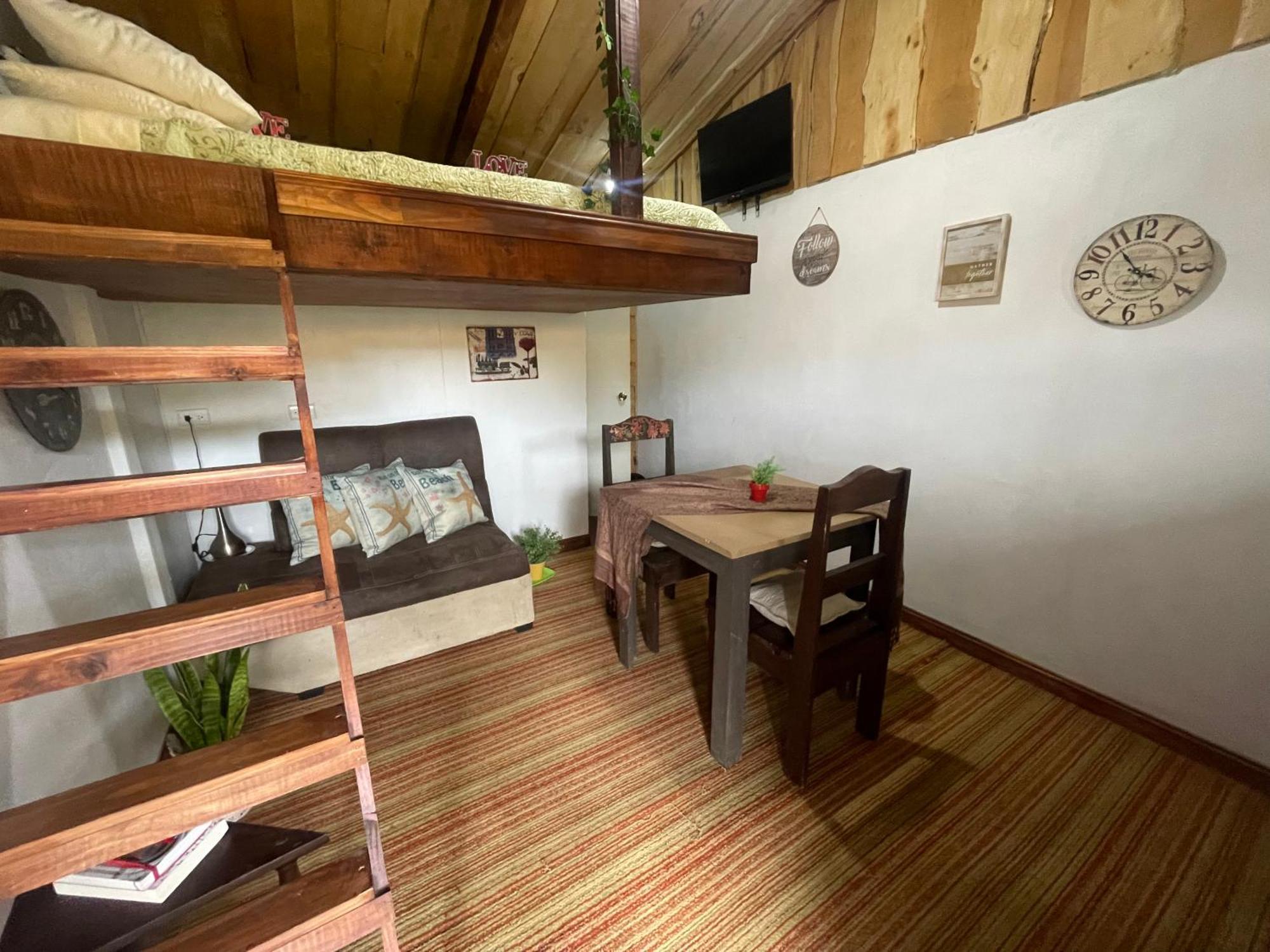 Poas Volcano Rooms Fraijanes エクステリア 写真